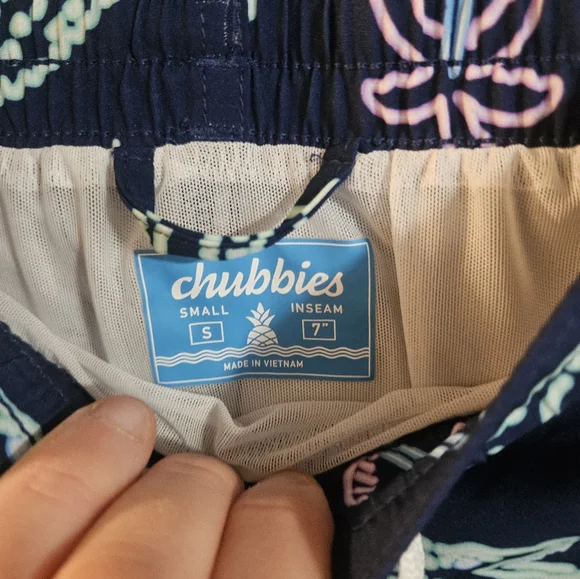 Chubbies Men's Classic 7 Swim Trunks: THE NEON GLADES: NEW WITH TAGS: SIZE S